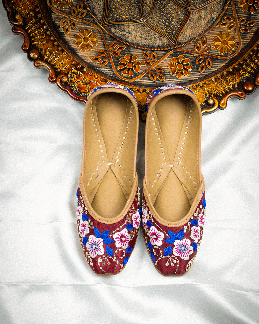 Meher Maroon Juttis – Embroidered Casual Jutti